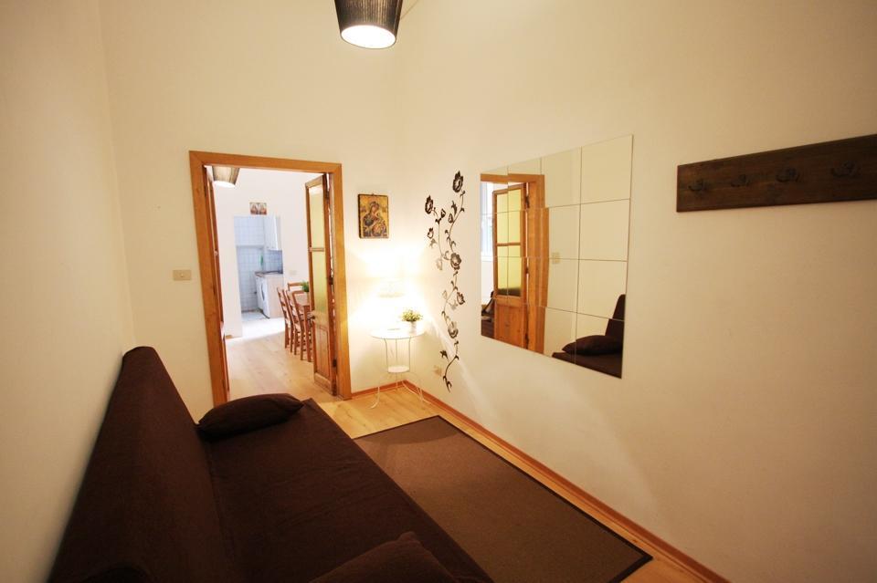Apartment Pantheon White *
