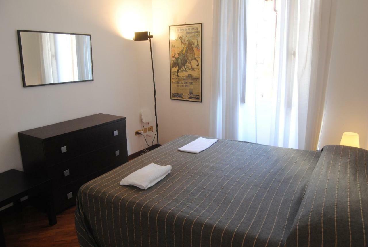 Apartment Pantheon White